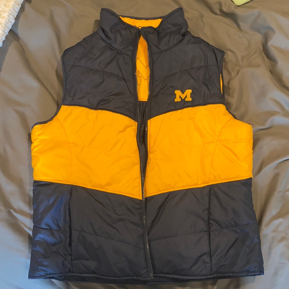 reversible VINTAGE MICHIGAN VEST!!!!🌞🌞